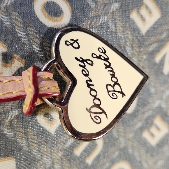 Dooney and Bourke Satchel bag - Picture 4 of 16